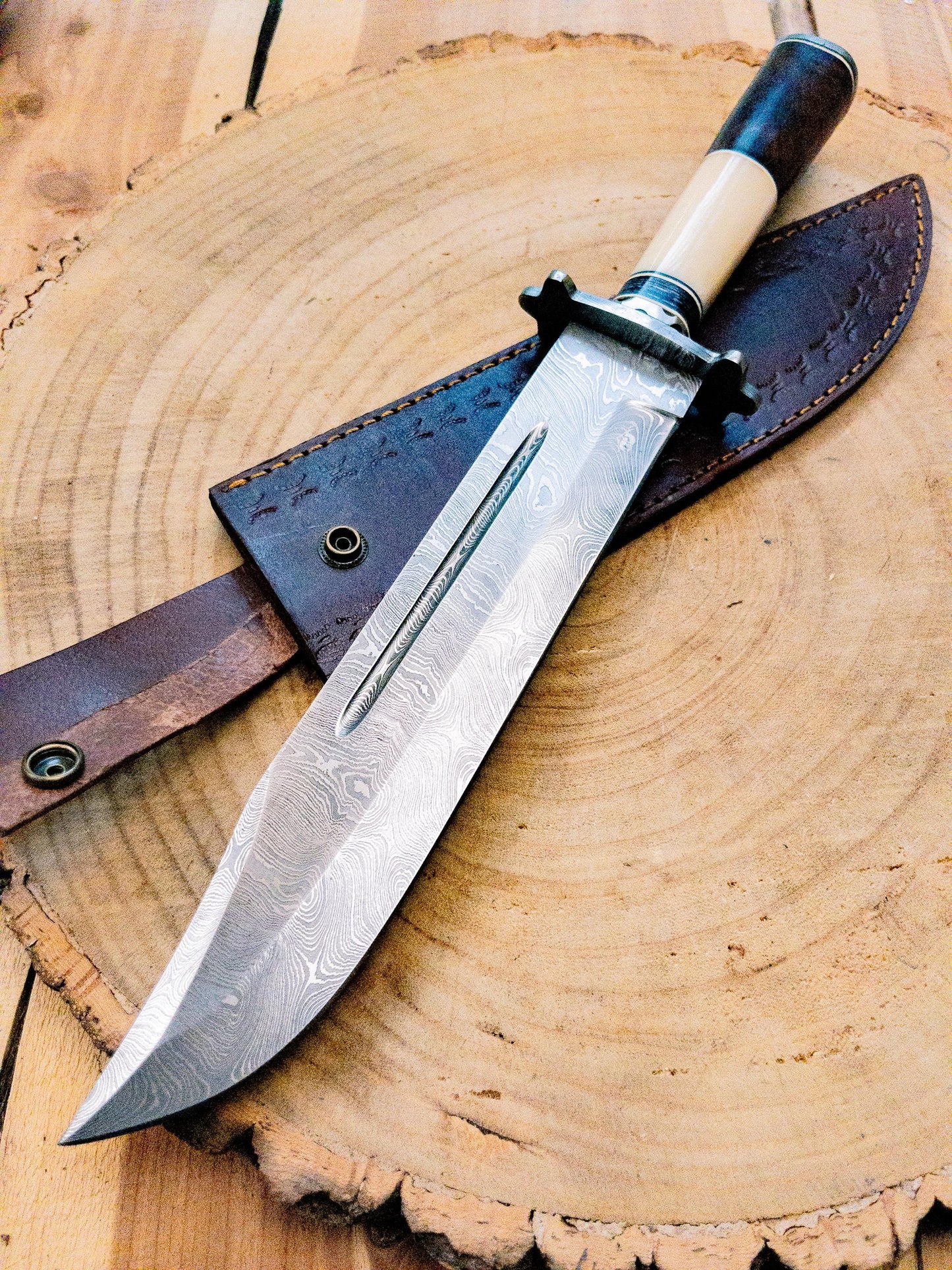 Damascus Bravo Bowie Knife