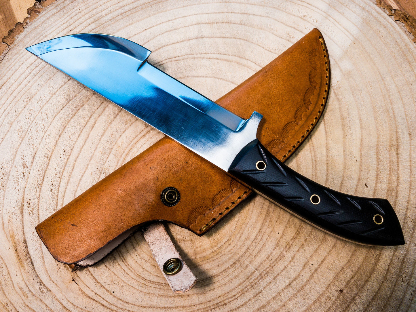 1085 Stainless Tracker / Hunting Knife