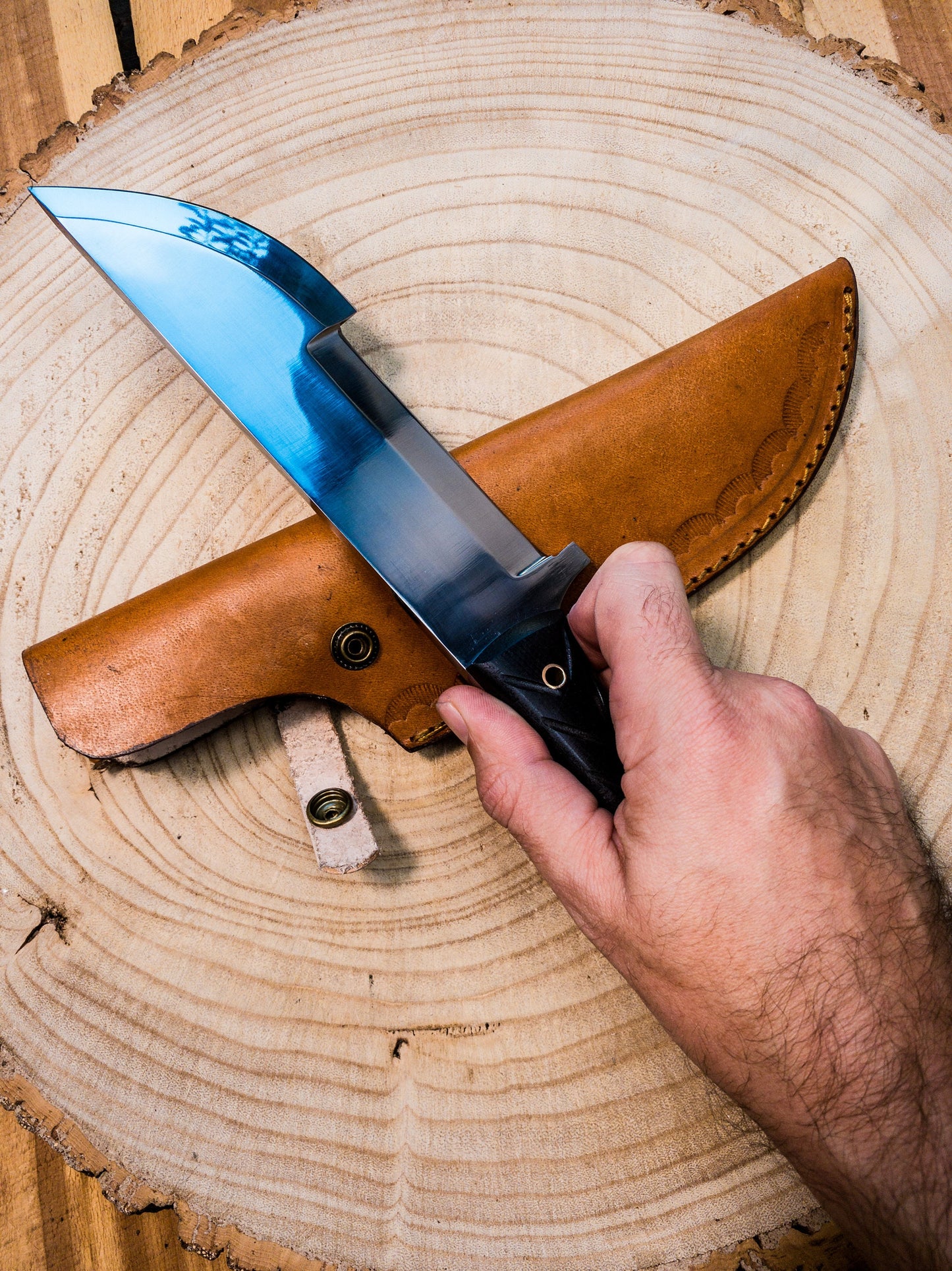 1085 Stainless Tracker / Hunting Knife