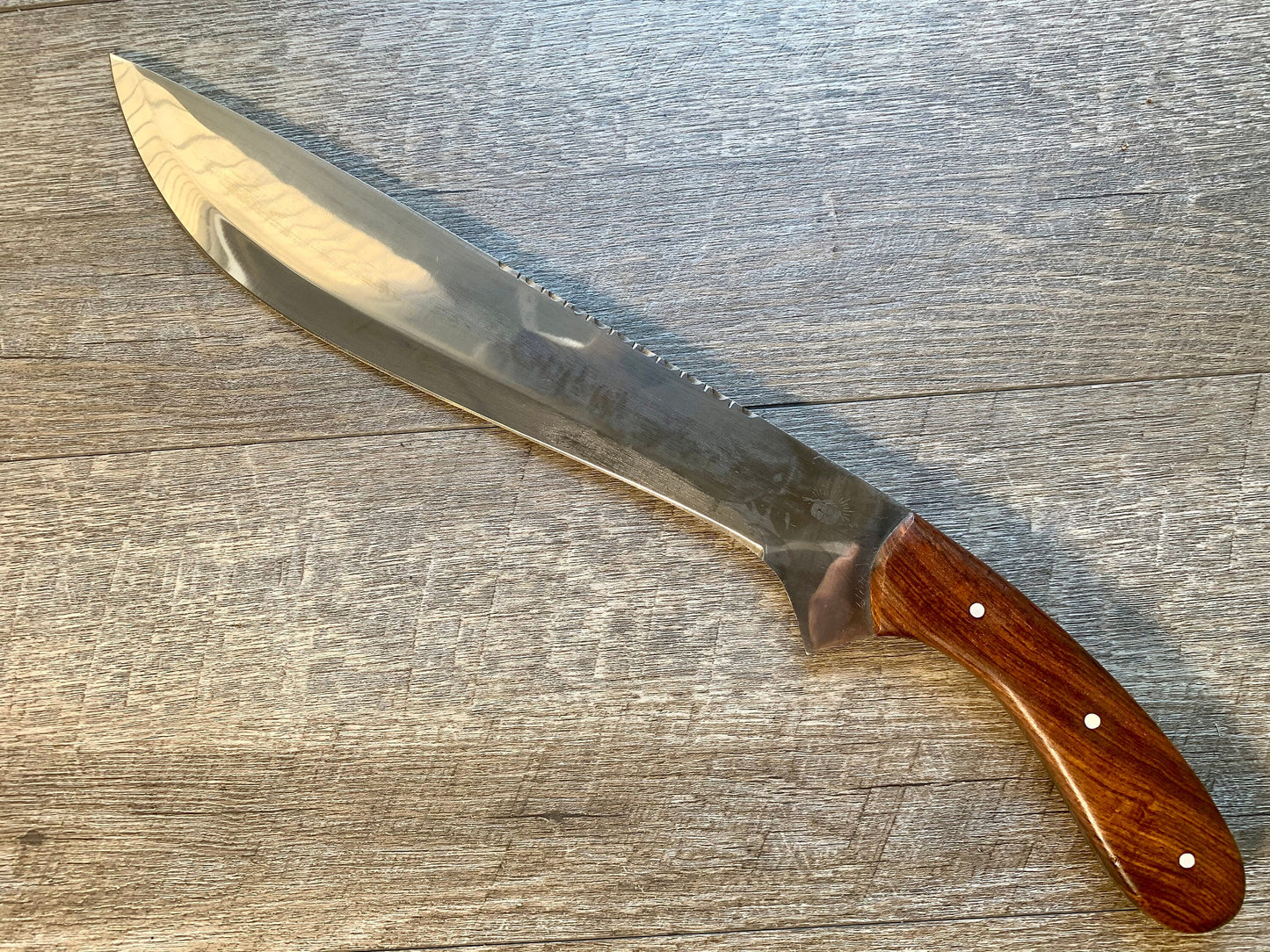 Hunting / Bowie Knife in 1085 Steel, Rosewood Handle