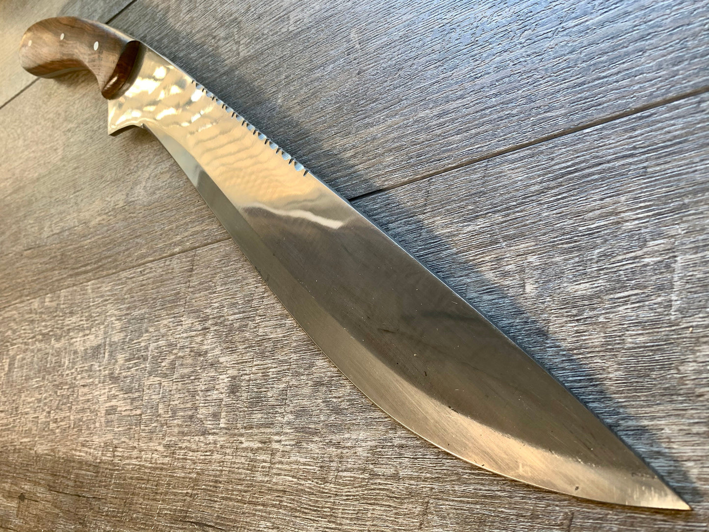 Hunting / Bowie Knife in 1085 Steel, Rosewood Handle