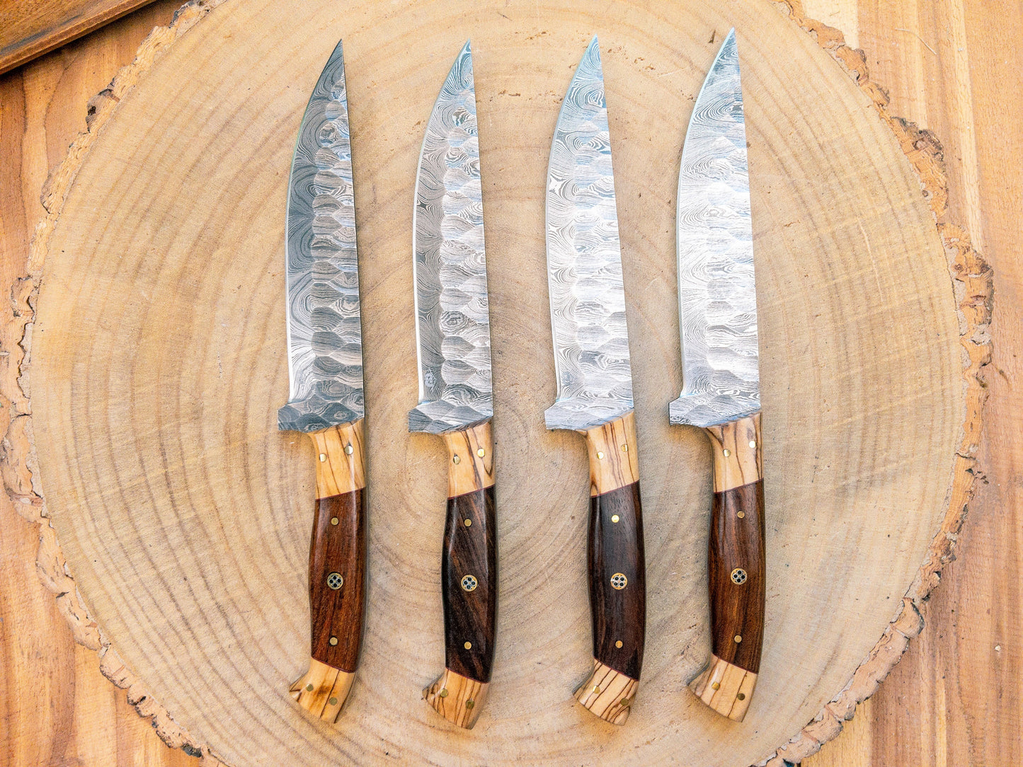 Steak Knife Set - 4 Piece Steak Knife Set - Damascus Steel Hand Forged w/ Leather Carry Case