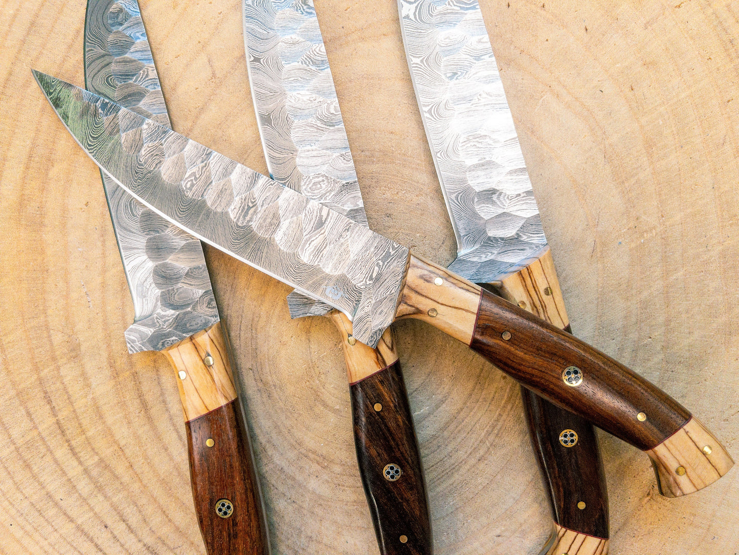 Steak Knife Set - 4 Piece Steak Knife Set - Damascus Steel Hand Forged w/ Leather Carry Case