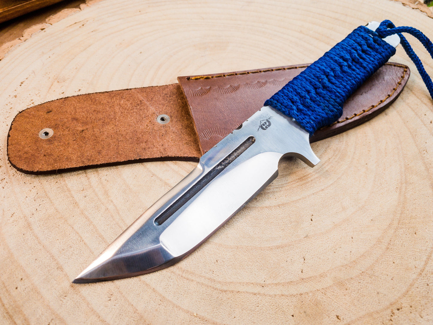 Hunting EDC knife handmade in 1085 steel, wrapped handle